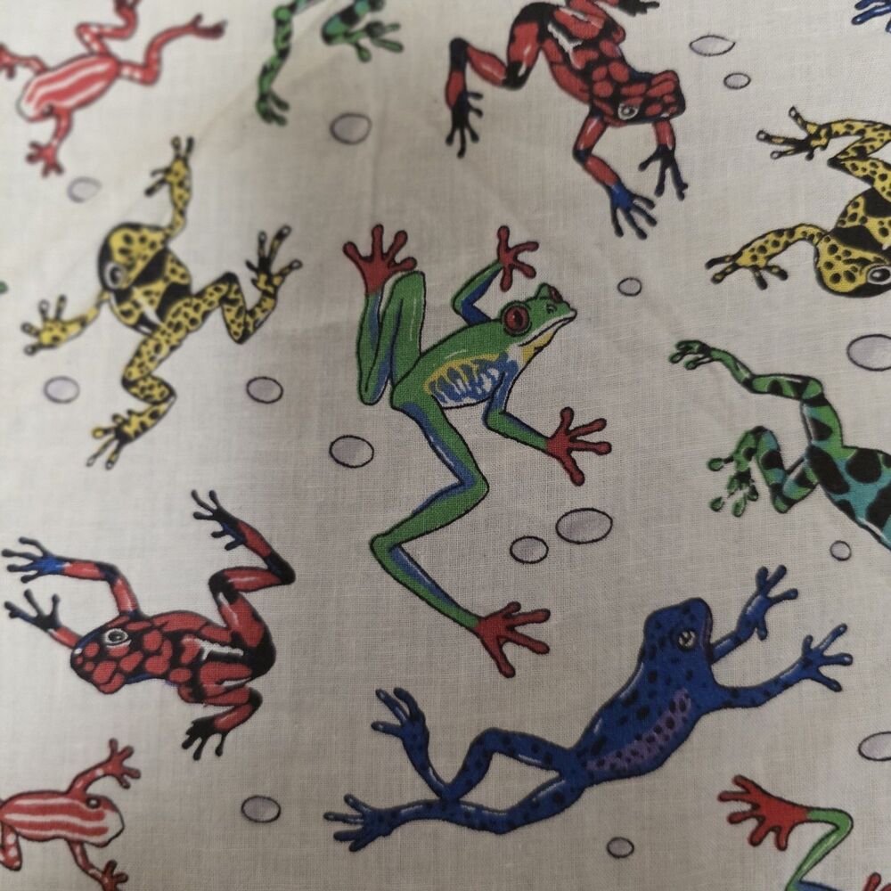 Froggies Froggy Happy Fabric 15" x 16" 23" Diagonal